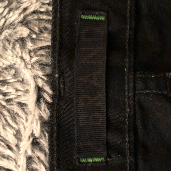 J Brand Cosmos Cuffed Black Jean Shorts Sz 26 - Picture 8 of 8